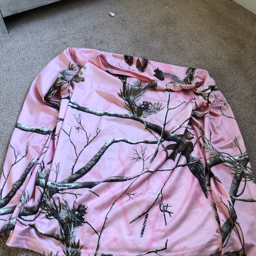 Real-tree Pink camo shirt